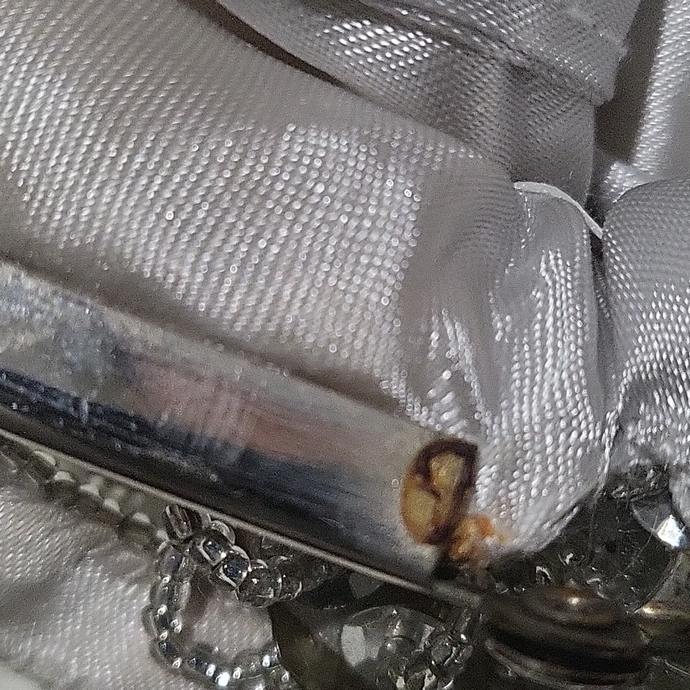 Cache Mini Metallic Sequince Purse. - image 5